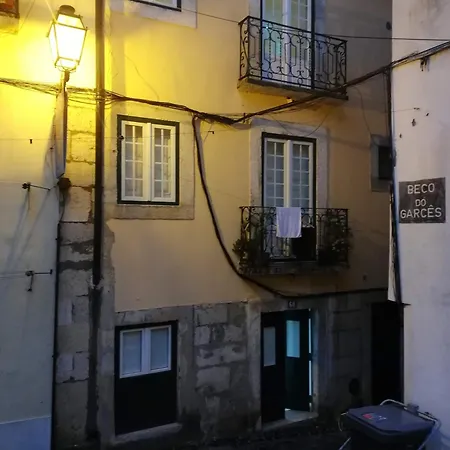 Alfama New 28925/al Lizbona